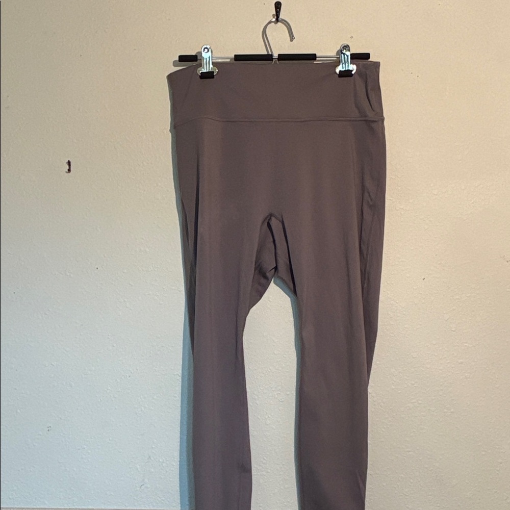 Fabletics Motion365 Gray High-Waisted Leggings